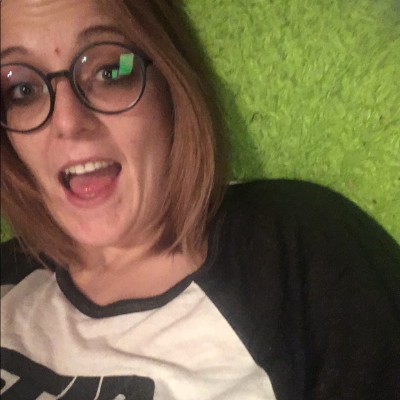 Meet your Posher, Autumn - Picture 1 of 1